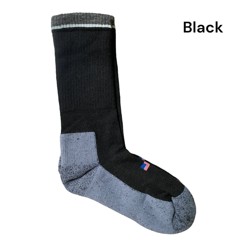 Load image into Gallery viewer, Winter Adventure Socks
